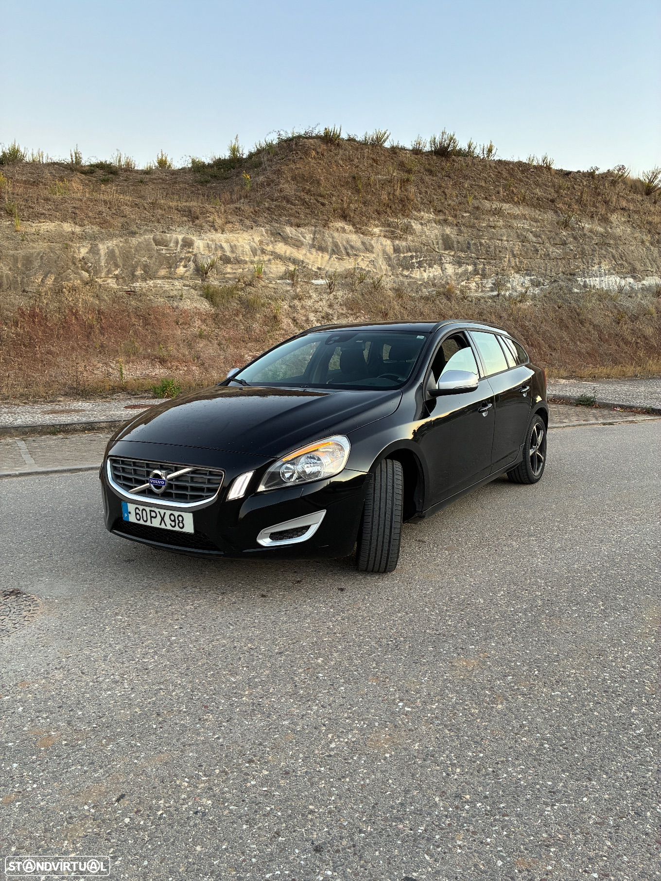 Volvo V60 1.6 D2 Drive Momentum Start/Stop - 2