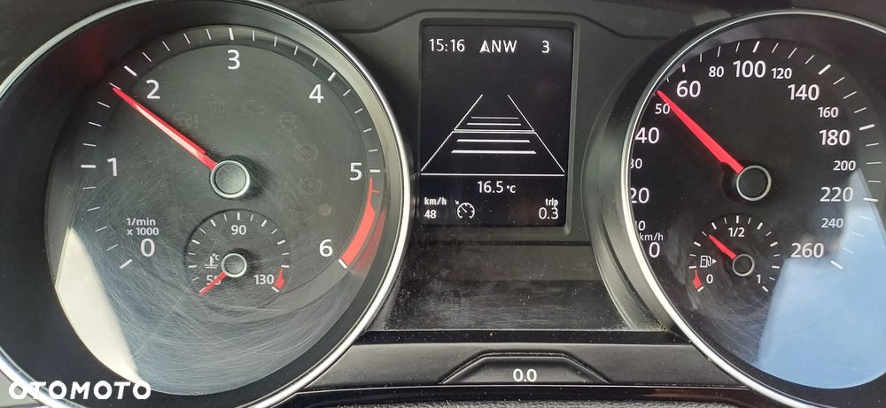 Volkswagen Passat 2.0 TDI SCR Comfortline - 29