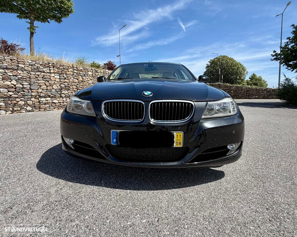 BMW 320 d EfficientDynamics Navigation - 2