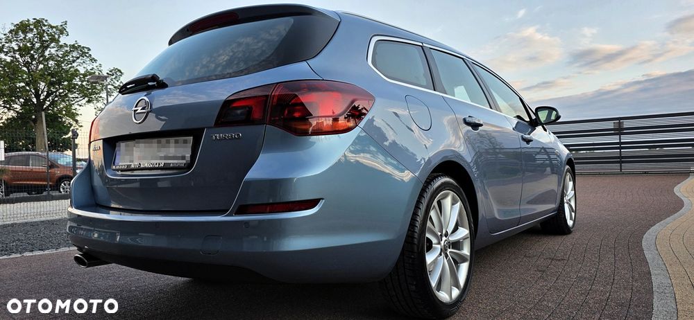 Opel Astra 1.4 T Cosmo - 6