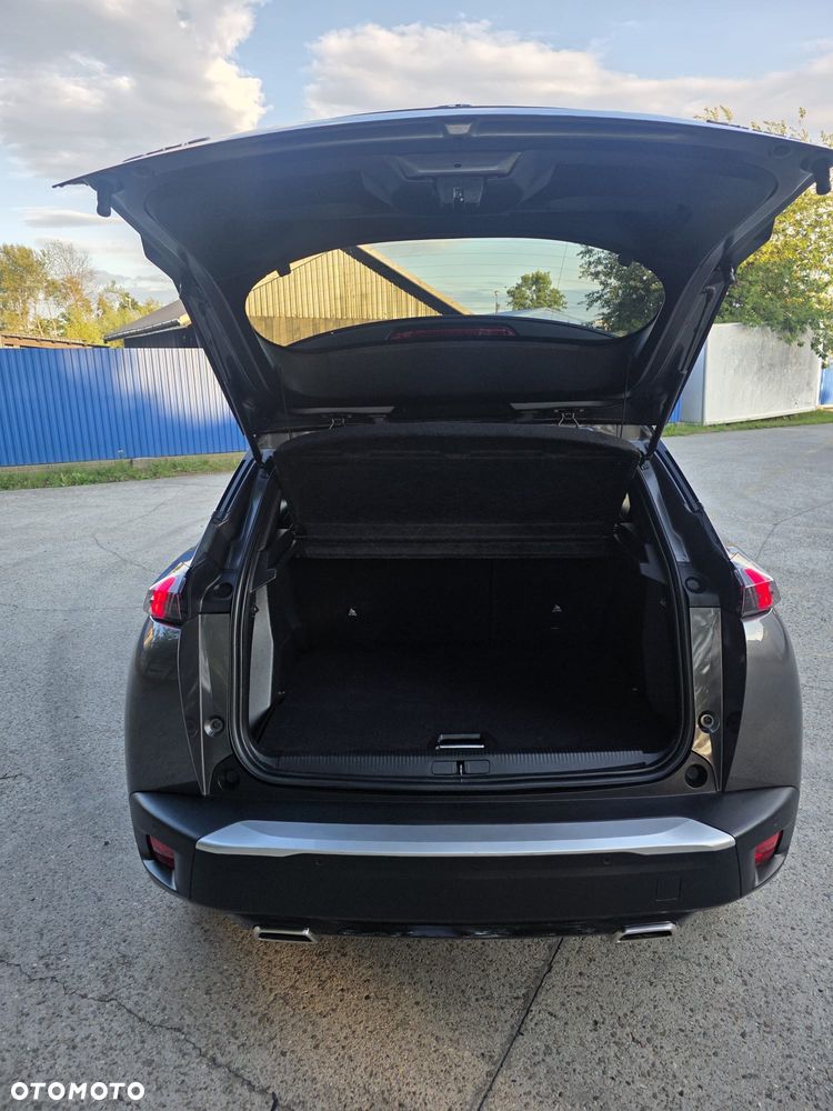 Peugeot 2008 1.2 PureTech GT Line S&S - 15