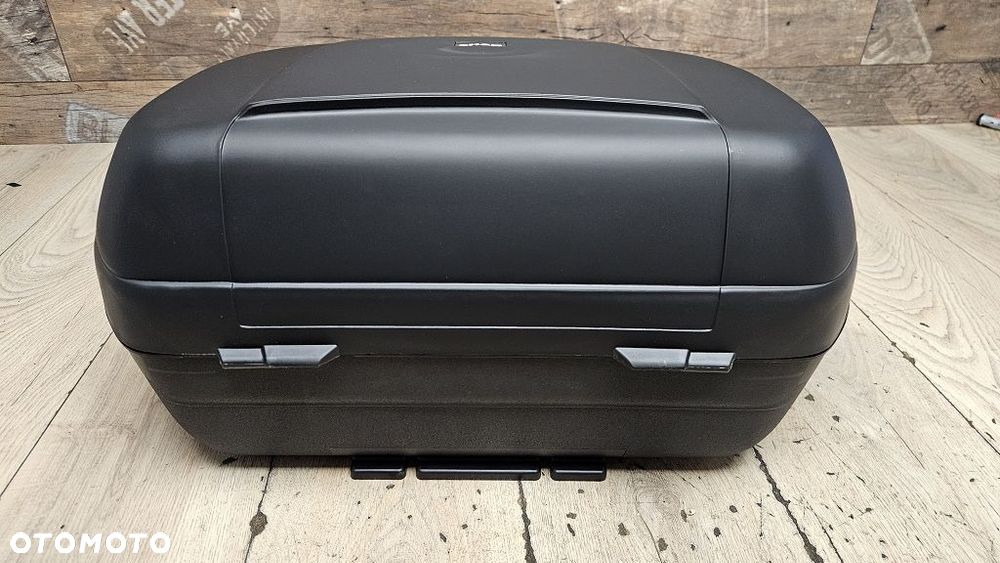 Kufer centralny boczny Shad SH42 - 5