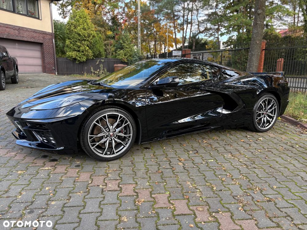 Chevrolet Corvette - 15