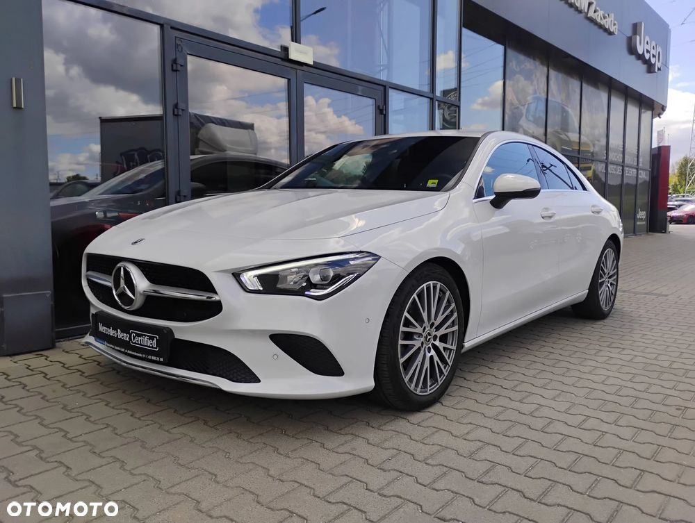 Mercedes-Benz CLA 180 Progressive 7G-DCT - 24