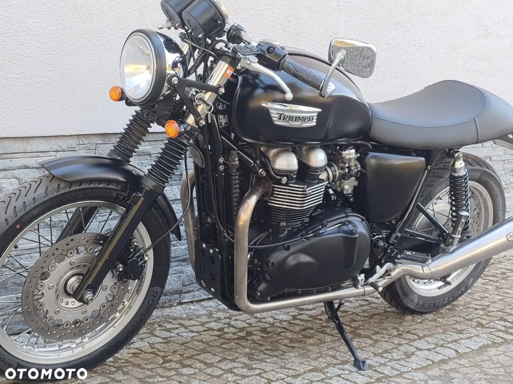 Triumph Thruxton - 18