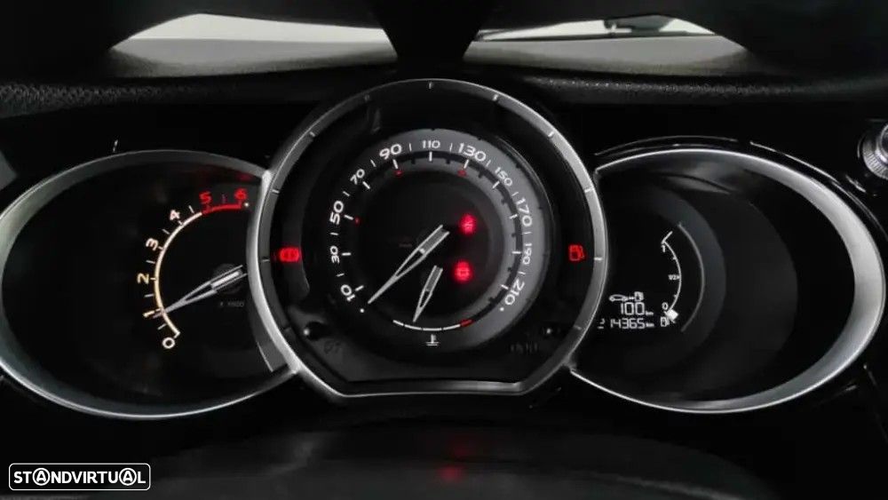 Citroën DS3 1.6 HDi Airdream So Chic - 28