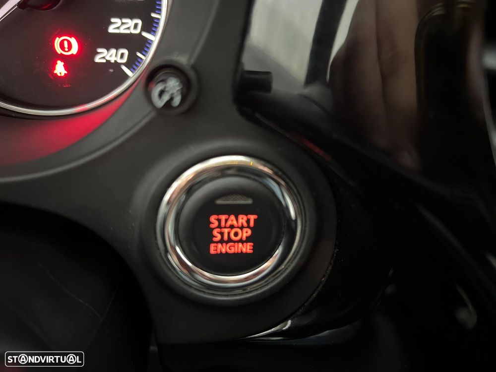 Mitsubishi Outlander 2.2 DI-D Instyle Navi - 18