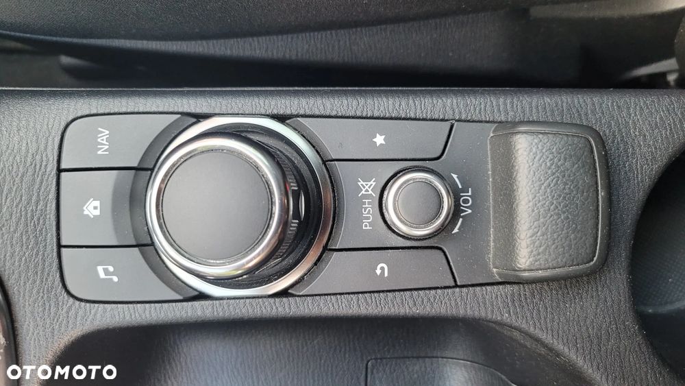 Mazda 2 - 9