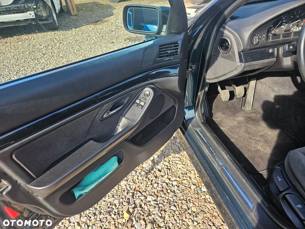 BMW Seria 5 - 12