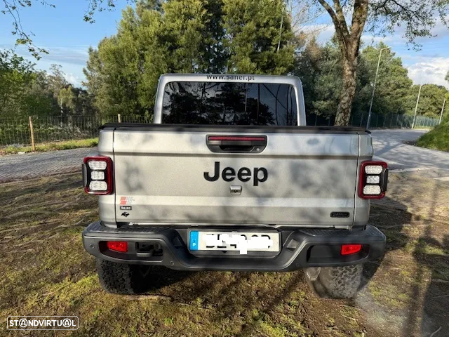 Jeep Gladiator 3.0 CRD Launch Edition AT8 - 6