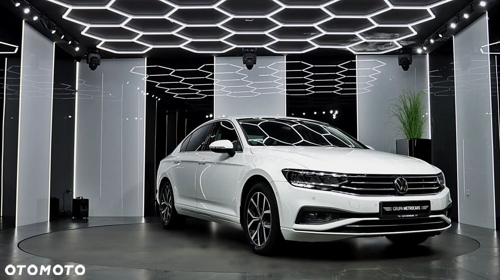 Volkswagen Passat 2.0 TSI Business DSG - 14