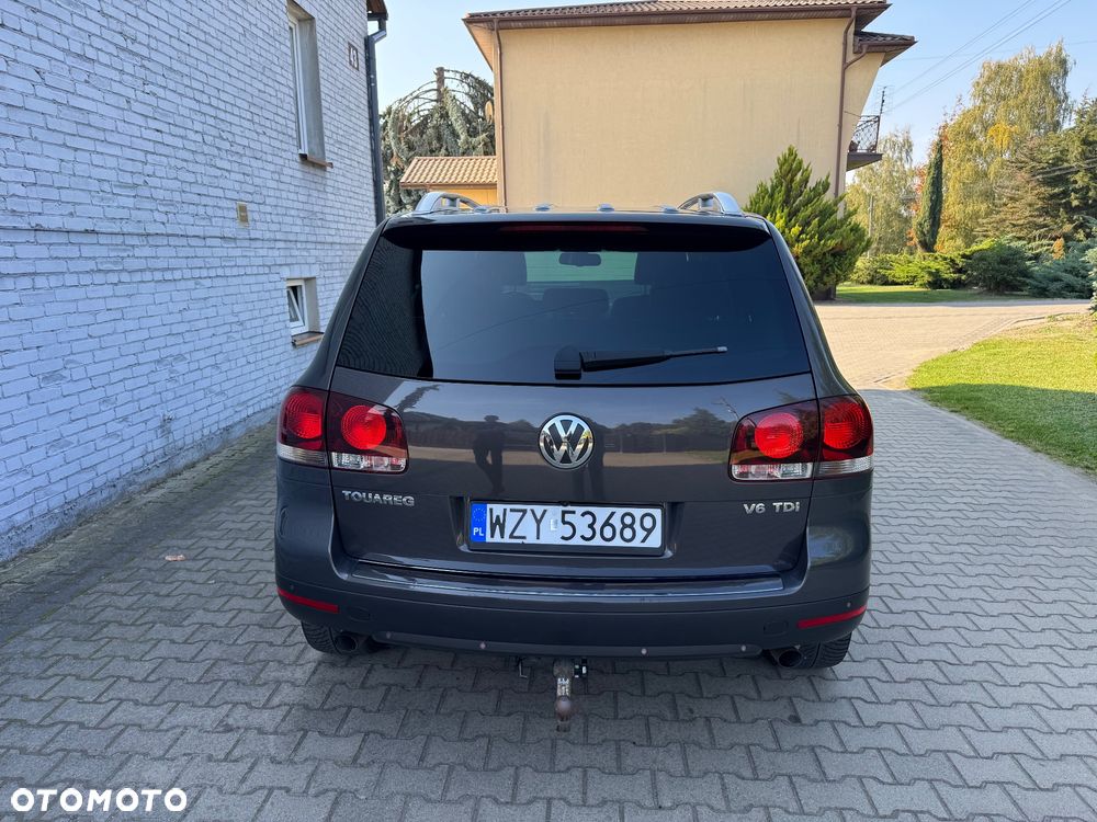 Volkswagen Touareg - 8