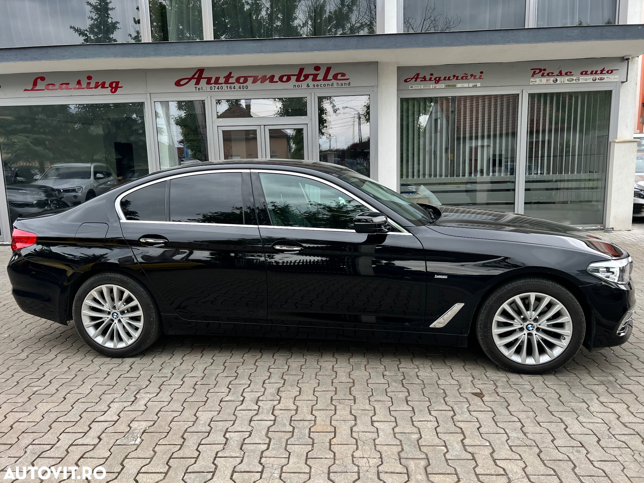 BMW Seria 5 520d xDrive AT - 2