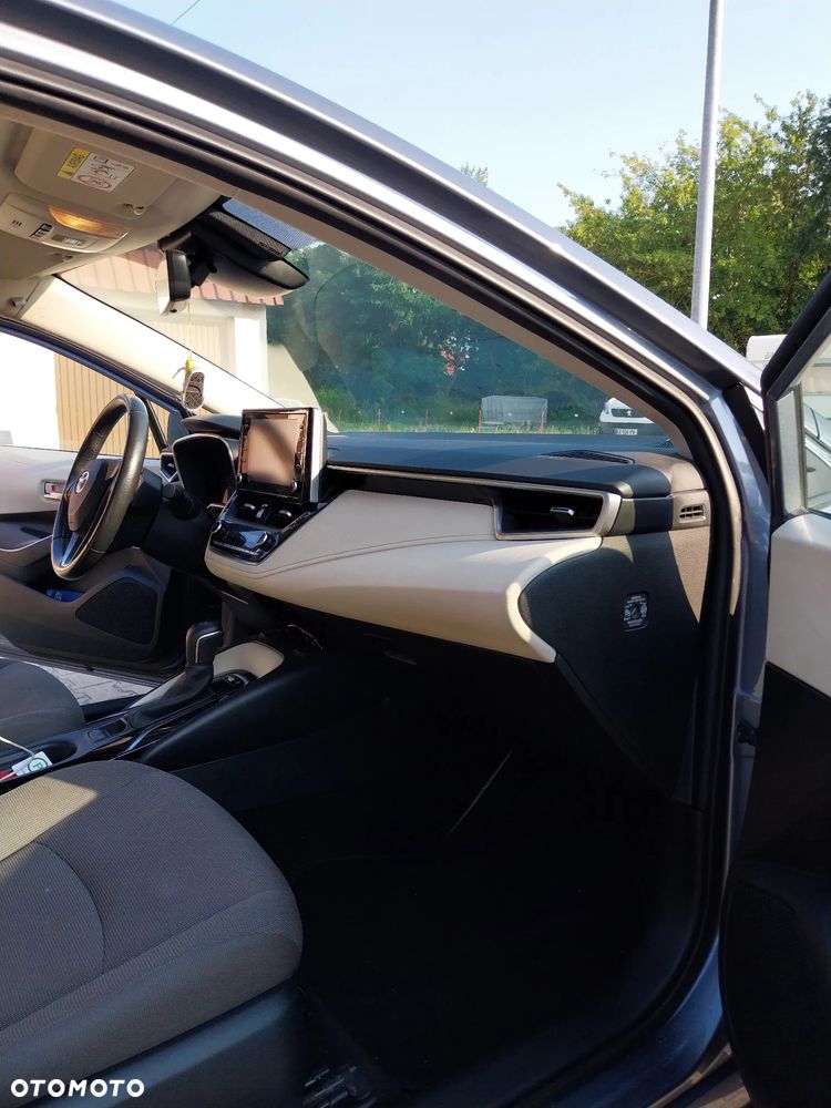 Toyota Corolla 1.8 Hybrid Comfort - 18