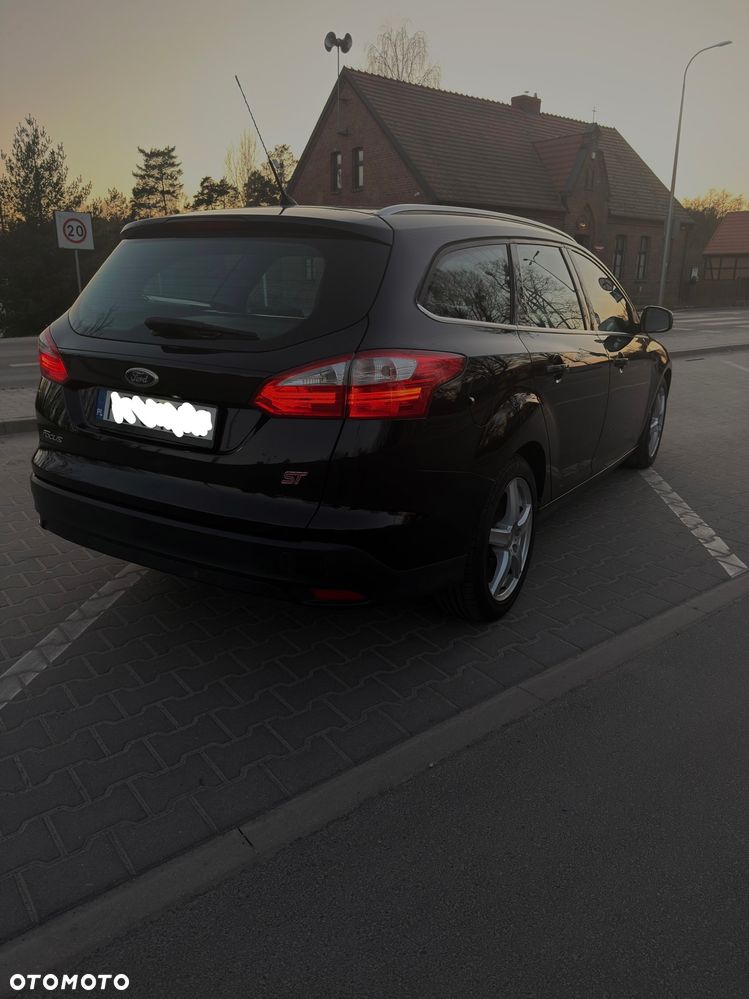 Ford Focus SW 1.0 EcoBoost Titanium - 8