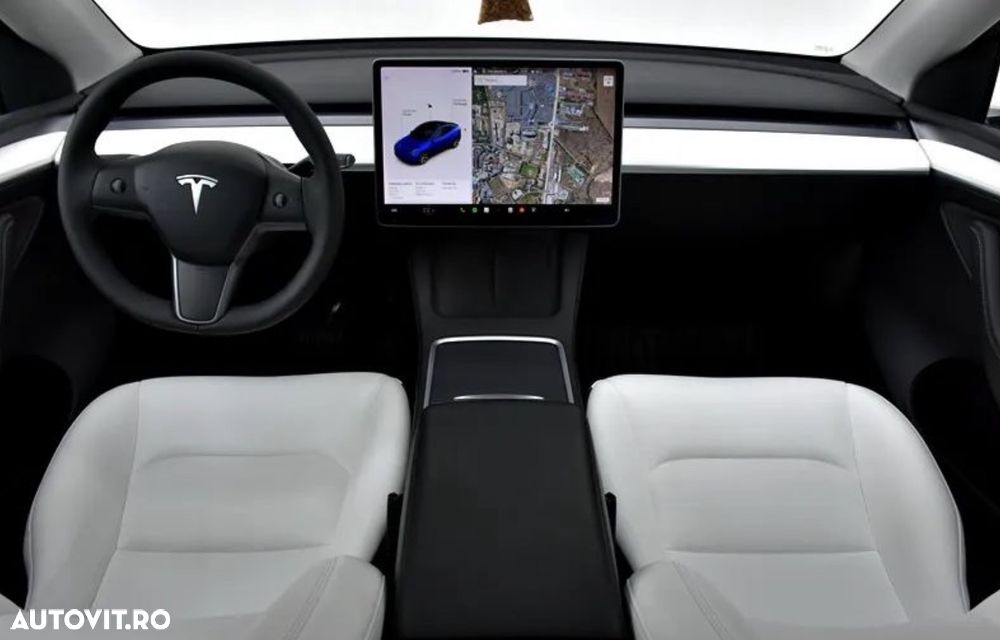 Tesla Model Y - 3