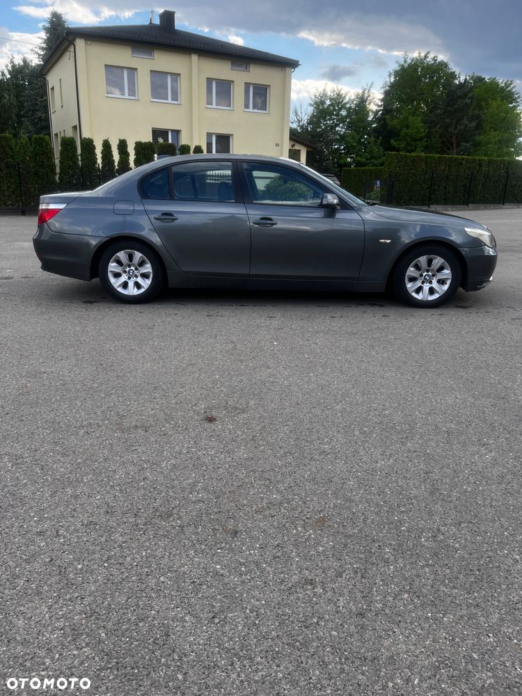 BMW Seria 5 520d - 3