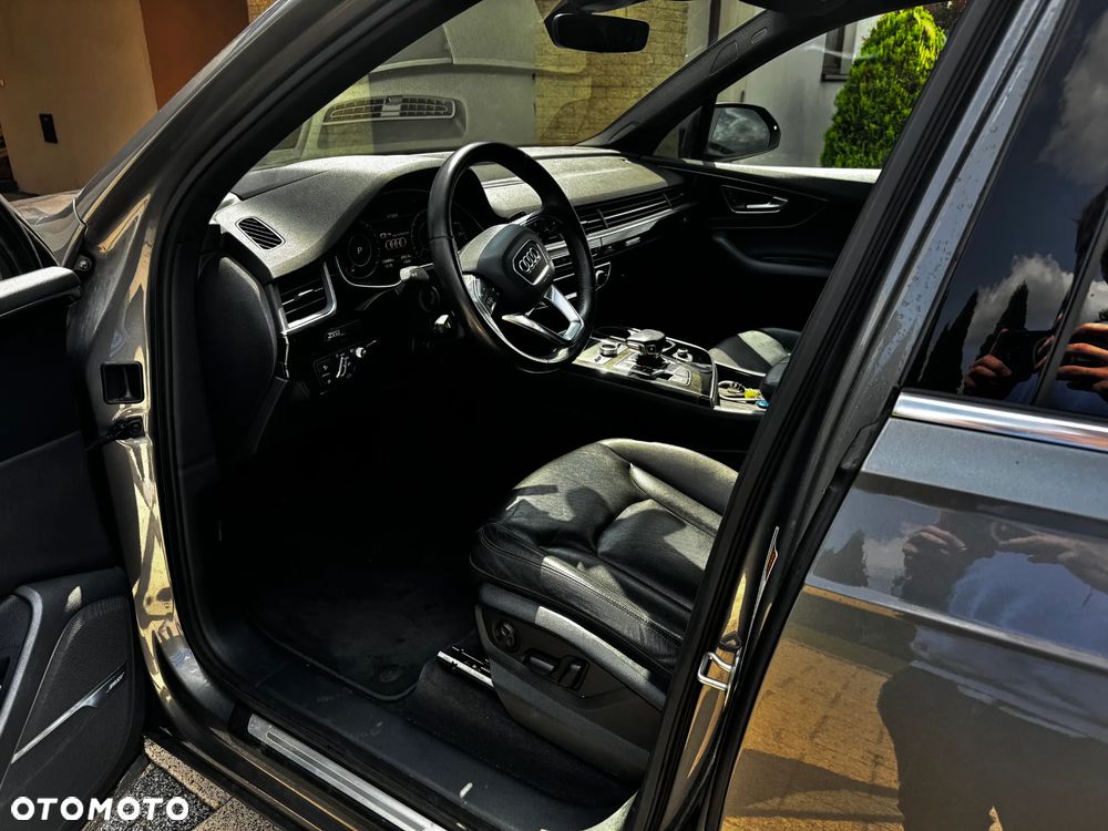 Audi Q7 - 8