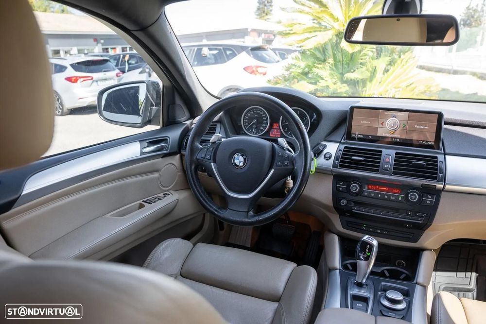 BMW X6 xDrive35d - 13