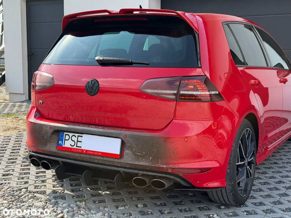 Volkswagen Golf - 8