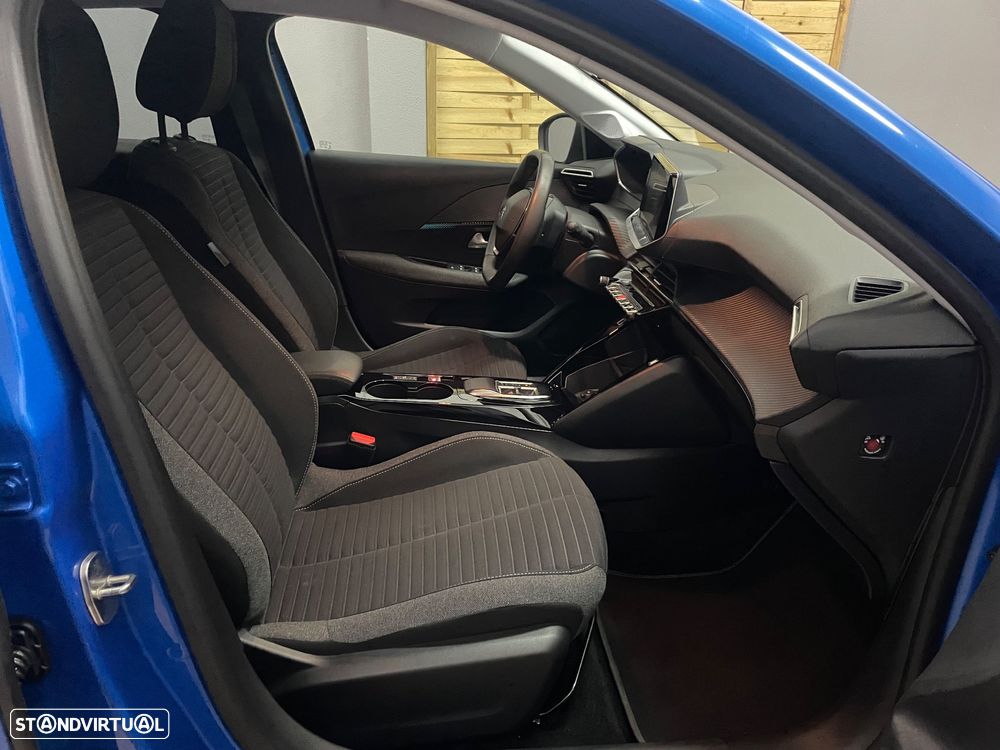 Peugeot e-208 E-Style - 19