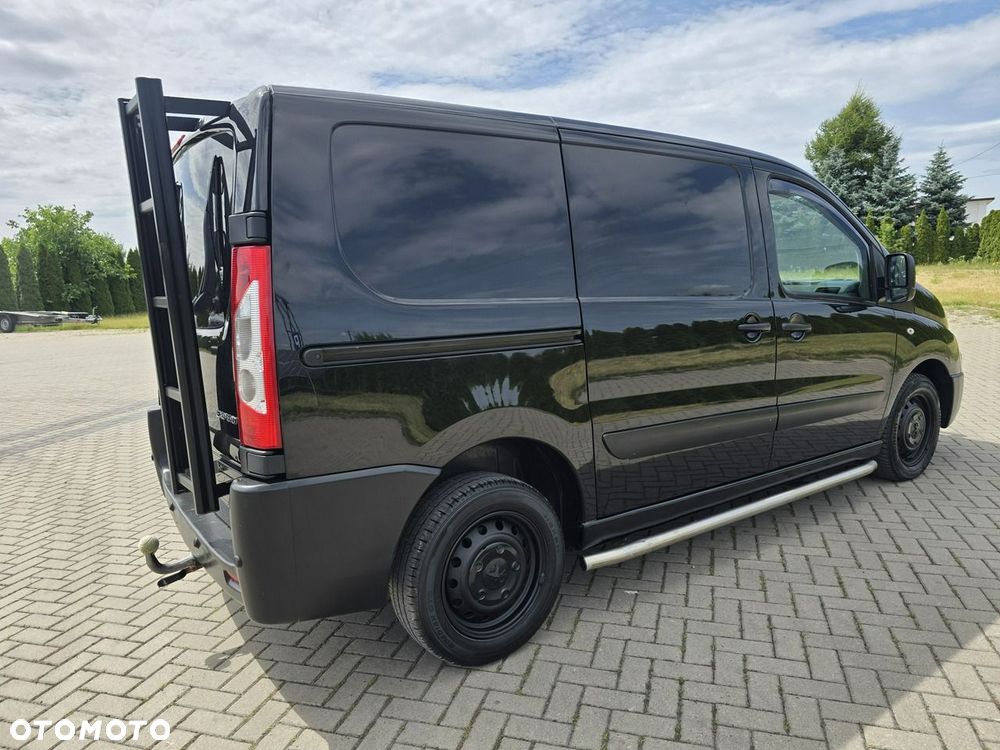 Peugeot Expert - 8