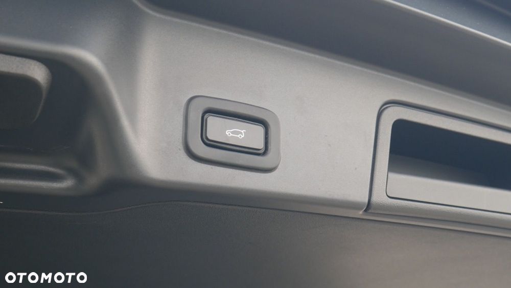 Land Rover Range Rover Evoque - 34