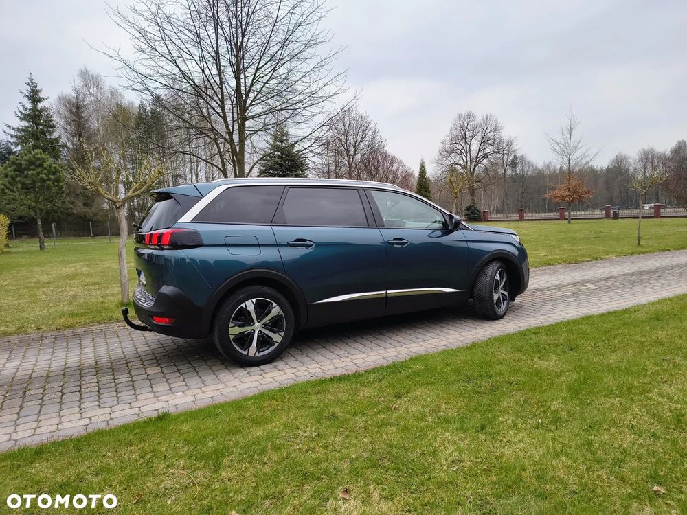 Peugeot 5008 - 35