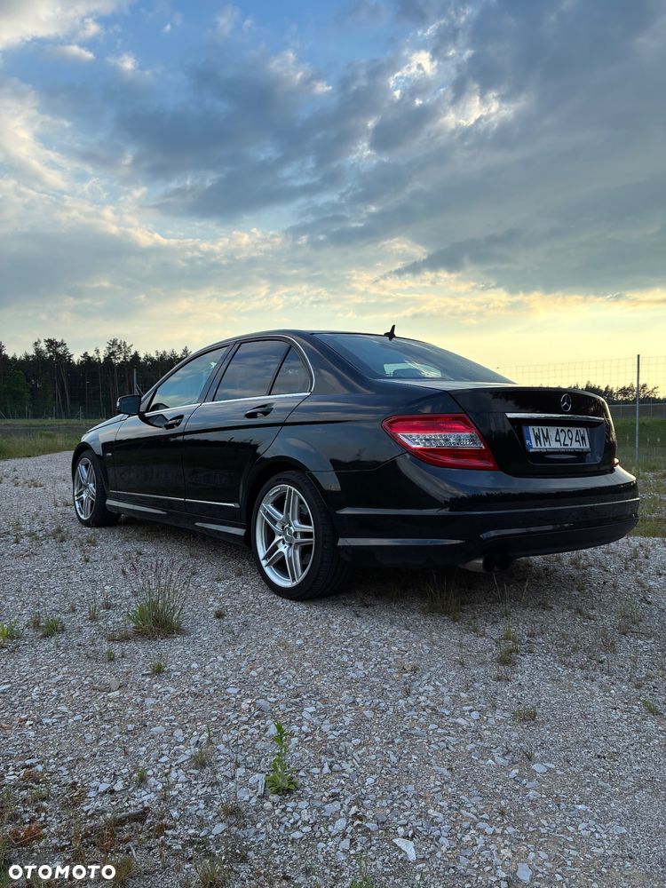 Mercedes-Benz Klasa C 250 CGI BlueEff Classic - 1