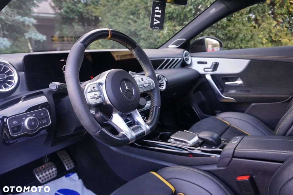 Mercedes-Benz CLA - 6