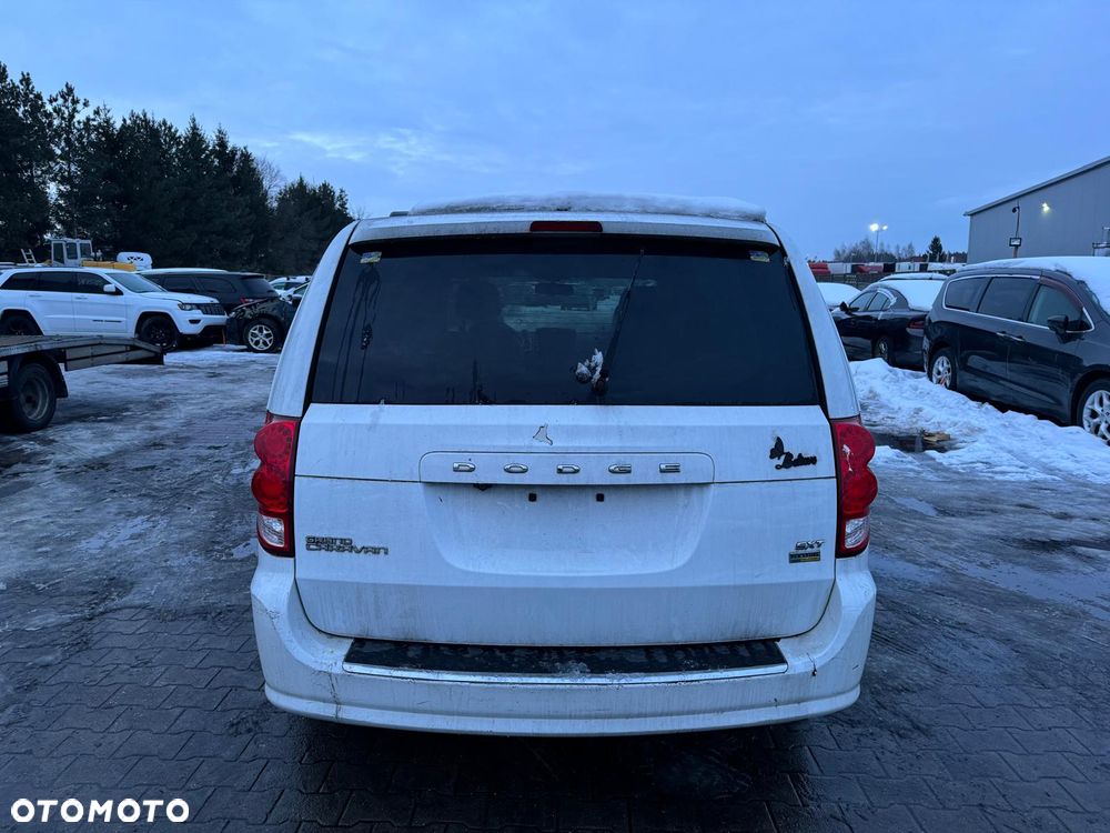 Dodge Grand Caravan 3.6 R/T - 5