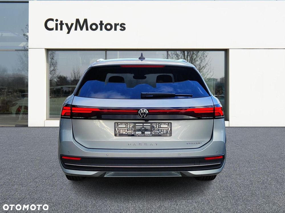 Volkswagen Passat Variant - 4