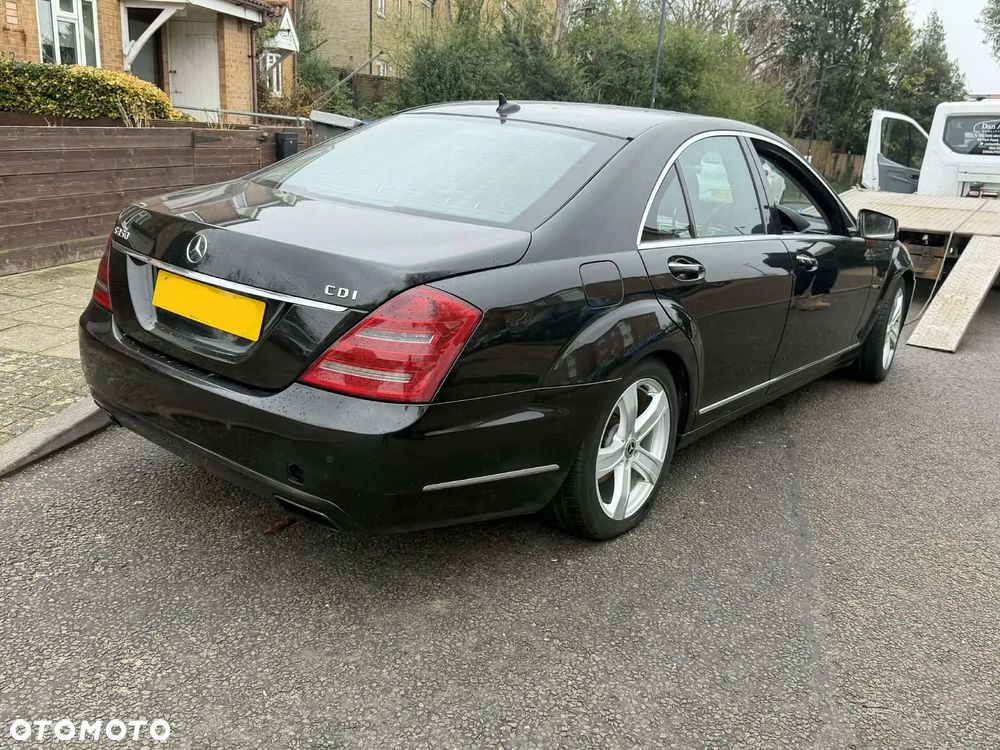 MERCEDES W221 LIFT S350 3.0 CDI CZARNY C197 197 CZĘŚCI - 4