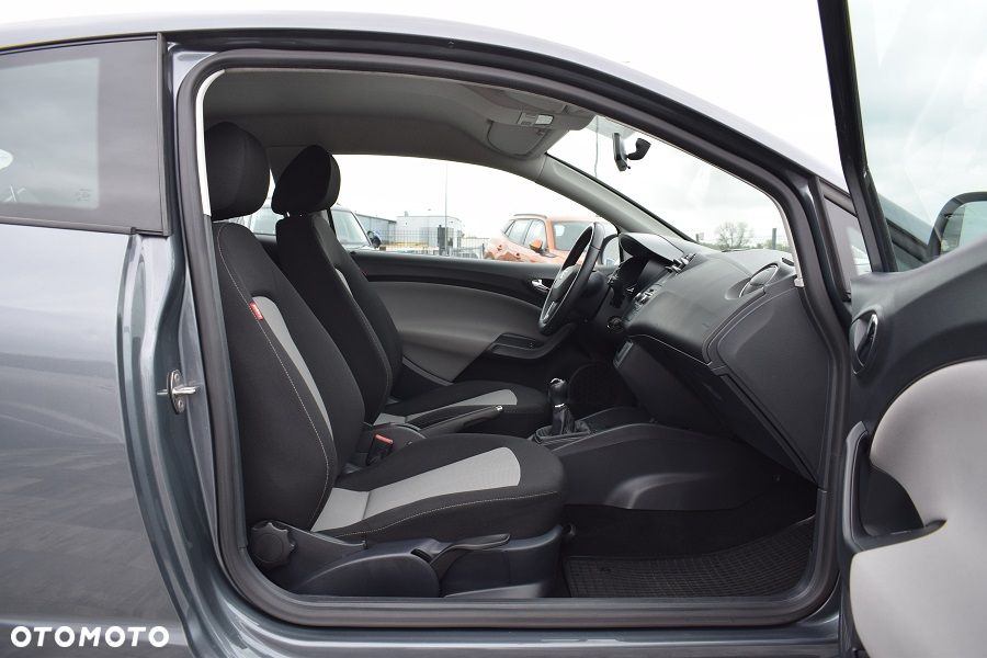 Seat Ibiza SC 1.2 12V Reference Salsa - 12
