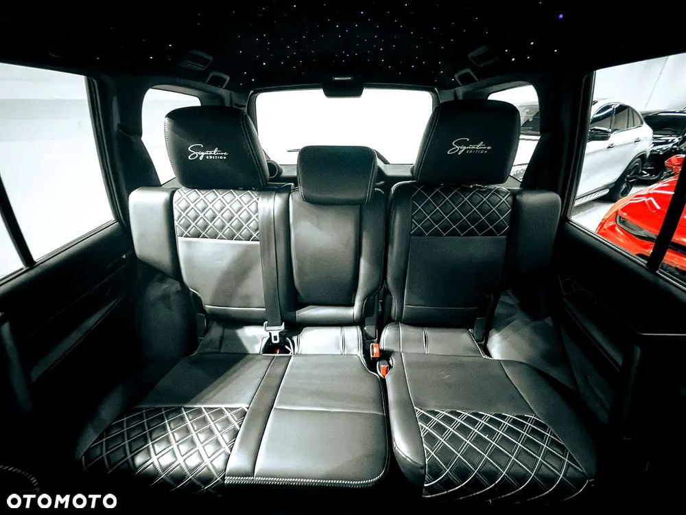 Mitsubishi Pajero - 11