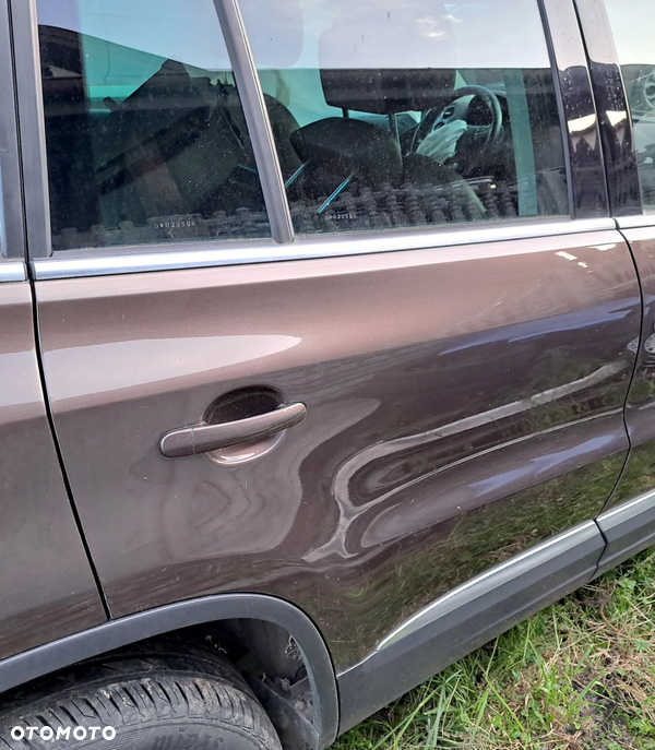 Drzwi prawy tył VW Tiguan 5N - LH8Z