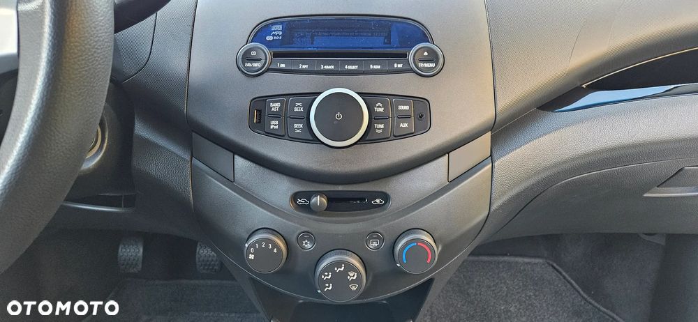 Chevrolet Spark 1.2 LS - 19