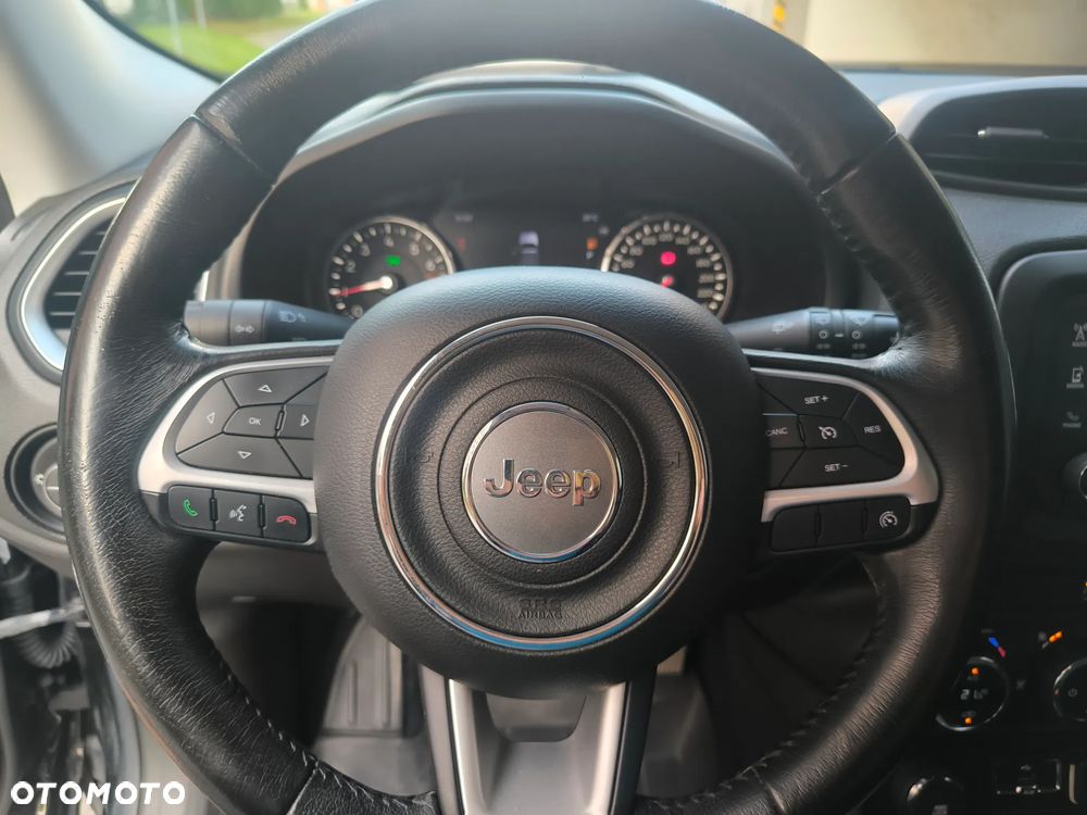Jeep Renegade - 26