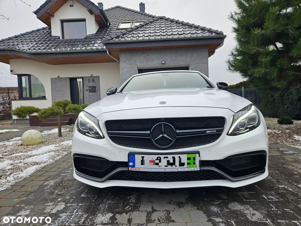 Mercedes-Benz Klasa C AMG 63 S AMG Speedshift 7G-MCT - 24