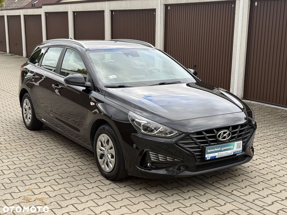 Hyundai i30 1.5 DPI Classic + - 26