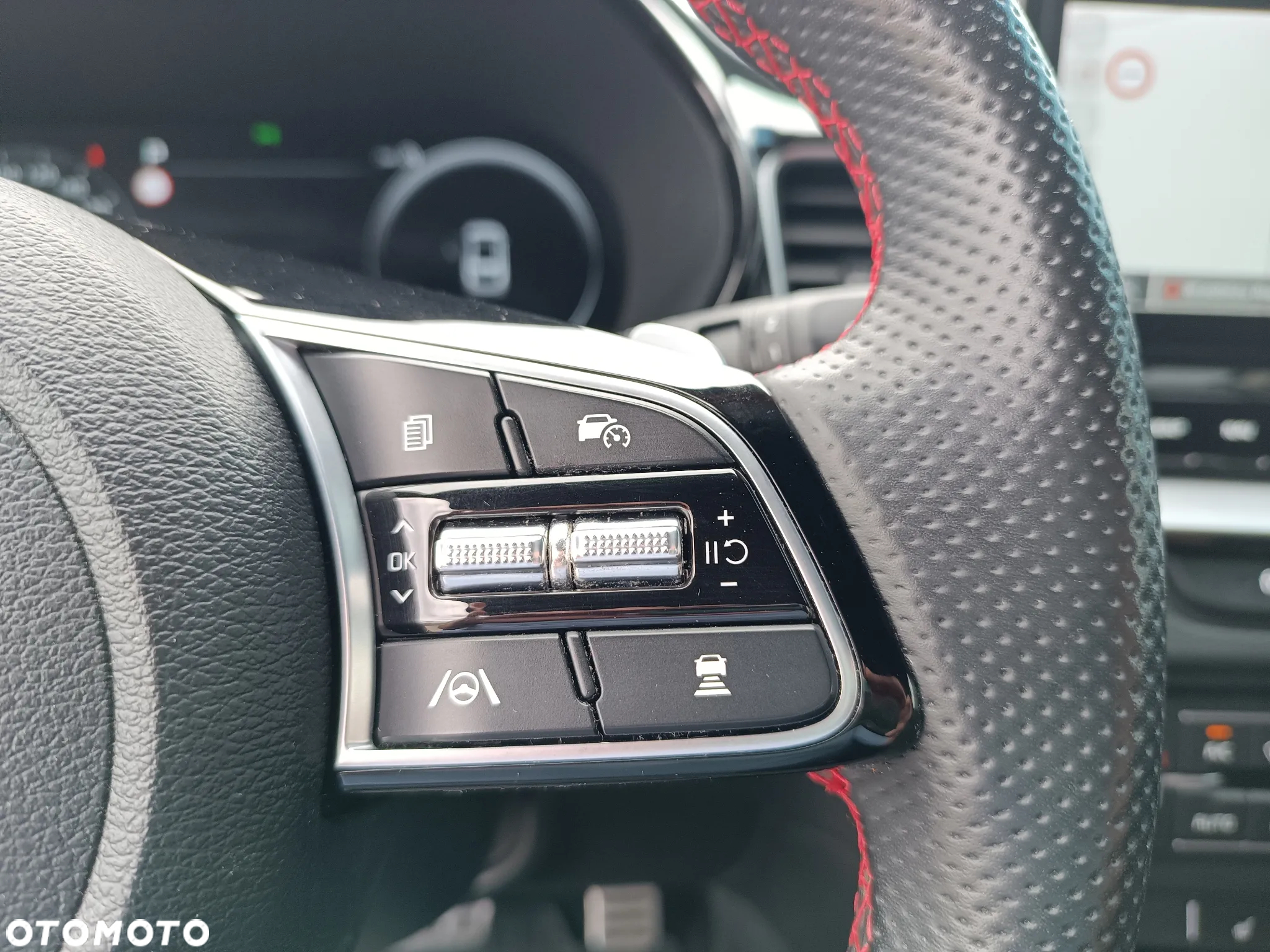 Kia ProCeed 1.6 T-GDI GT DCT - 23