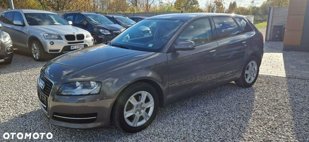 Audi A3 Sportback - 3