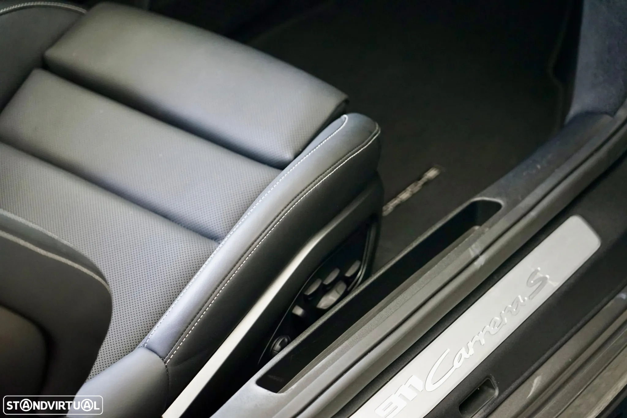 Porsche 911 (992) Carrera S - 14