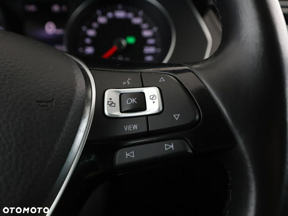 Volkswagen Passat Variant 1.5 TSI OPF DSG Highline - 33