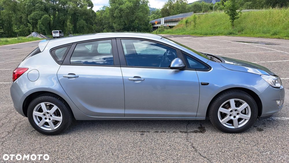 Opel Astra 1.4 T Cosmo - 8