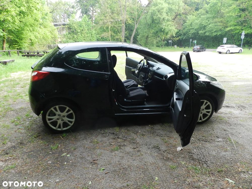 Mazda 2 - 9