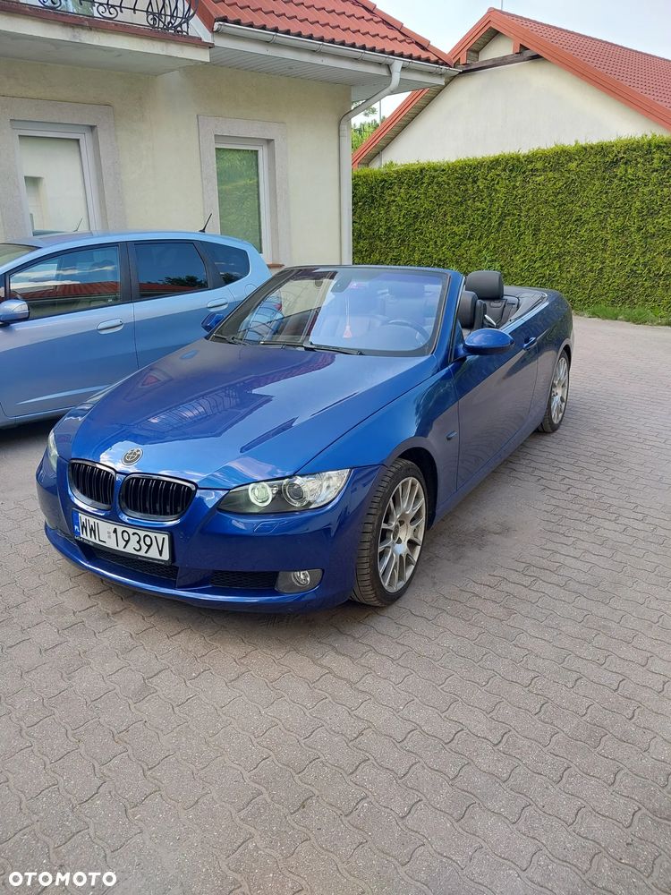 BMW Seria 3 330i - 16