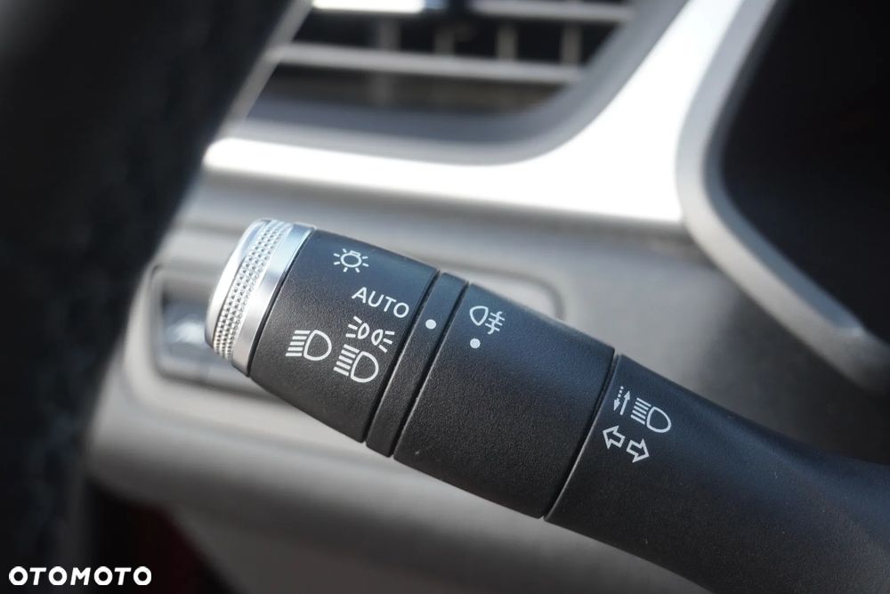 Renault Captur TCe Mild Hybrid 140 GPF TECHNO - 36