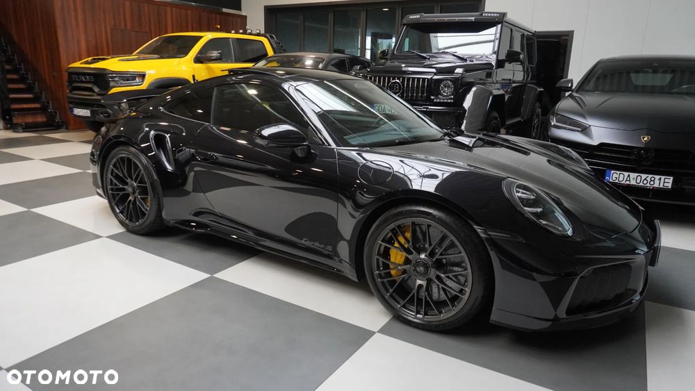 Porsche 911 Turbo S - 2