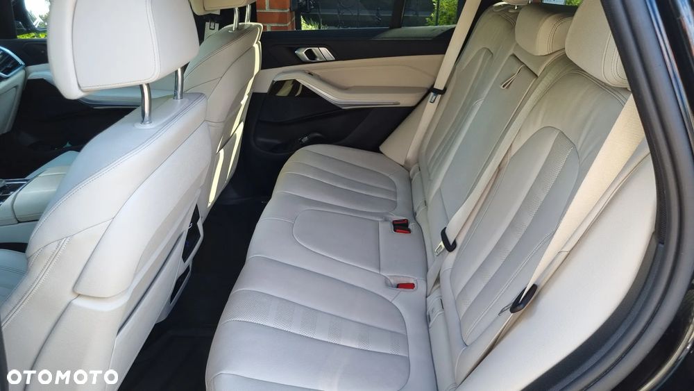 BMW X5 xDrive30d sport - 24